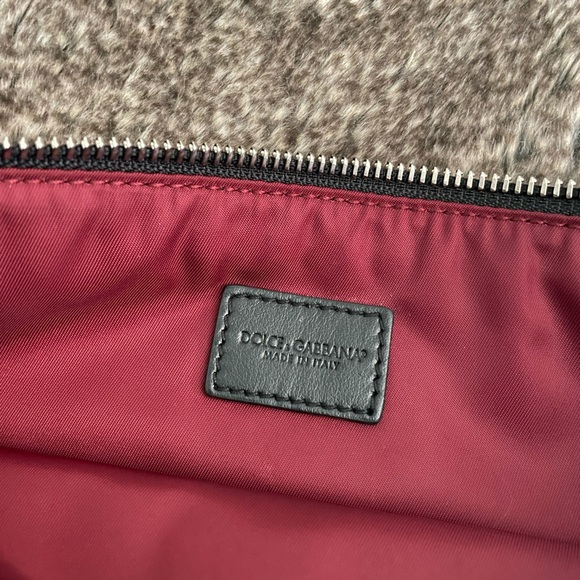 🌟Dolce & Gabbana Pouch - Picture 9 of 13